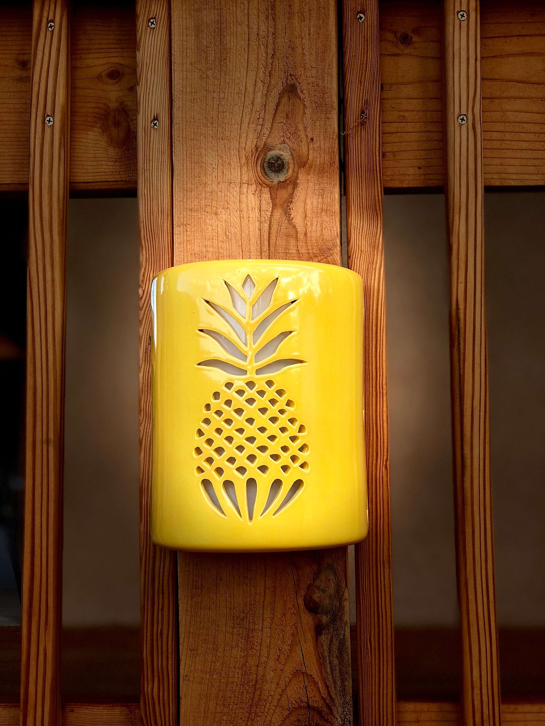 pineapple sconces outdoor