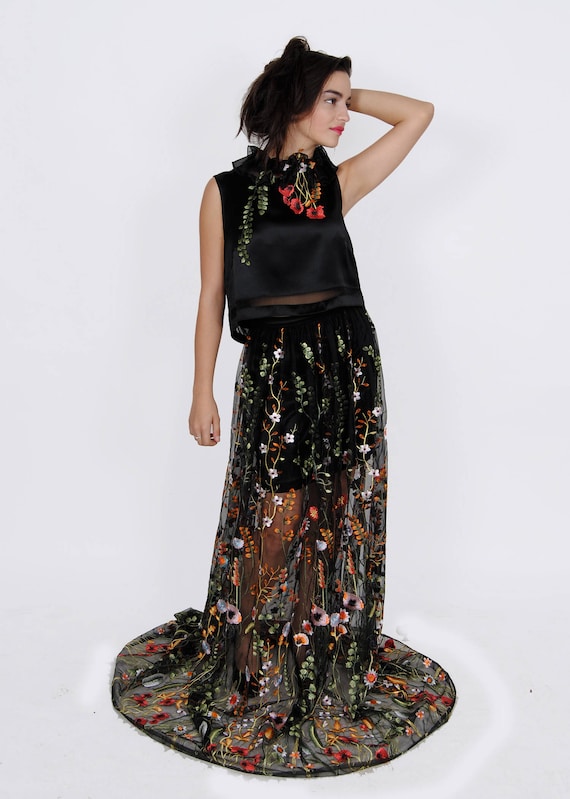 Four Pieces Evening Gown, Embroidered Lace, Long Skirt, Black Silk Charmeuse Mini Skirt And Top, Silk Chiffon Collar, Prom , Wedding Gown