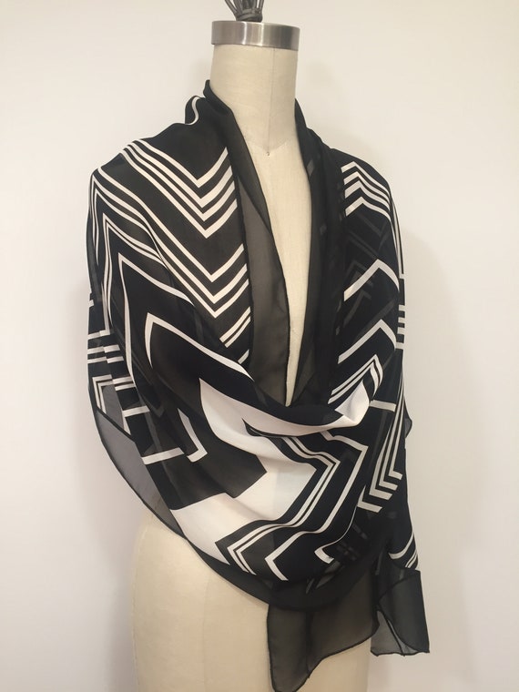 Black and white silk shawl, zigzag pattern, wrap, stole
