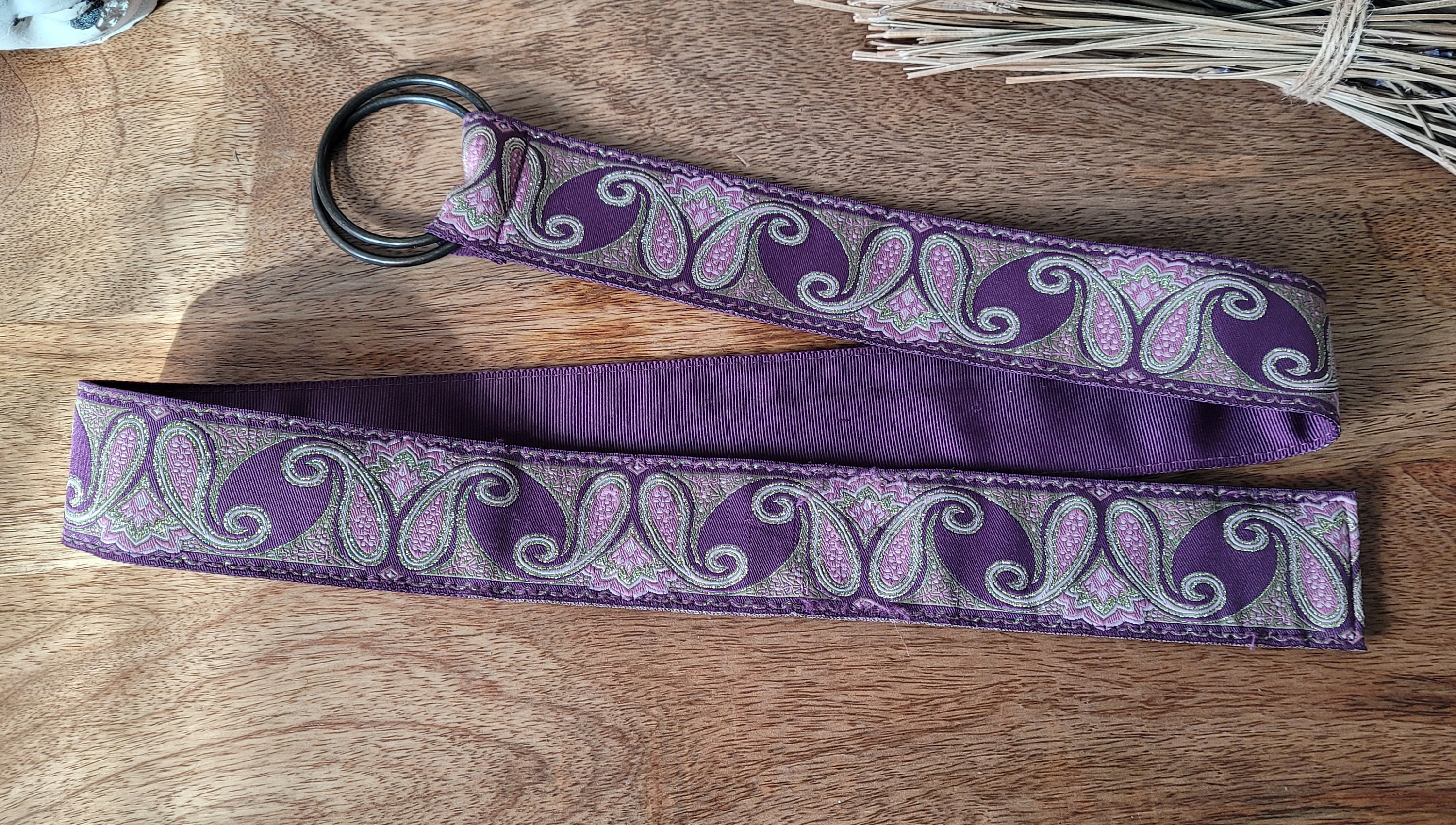 Vintage Fabric Loop Belt ~ Vibrant Color Hippie Belt 