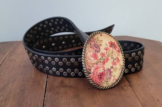 Vintage Genuine Leather Women Belt Brown Pink Retro Circle Print Brass Buckle S Womens Brown Leather Belt With Circle Cutouts & Horseshoe  main image 4