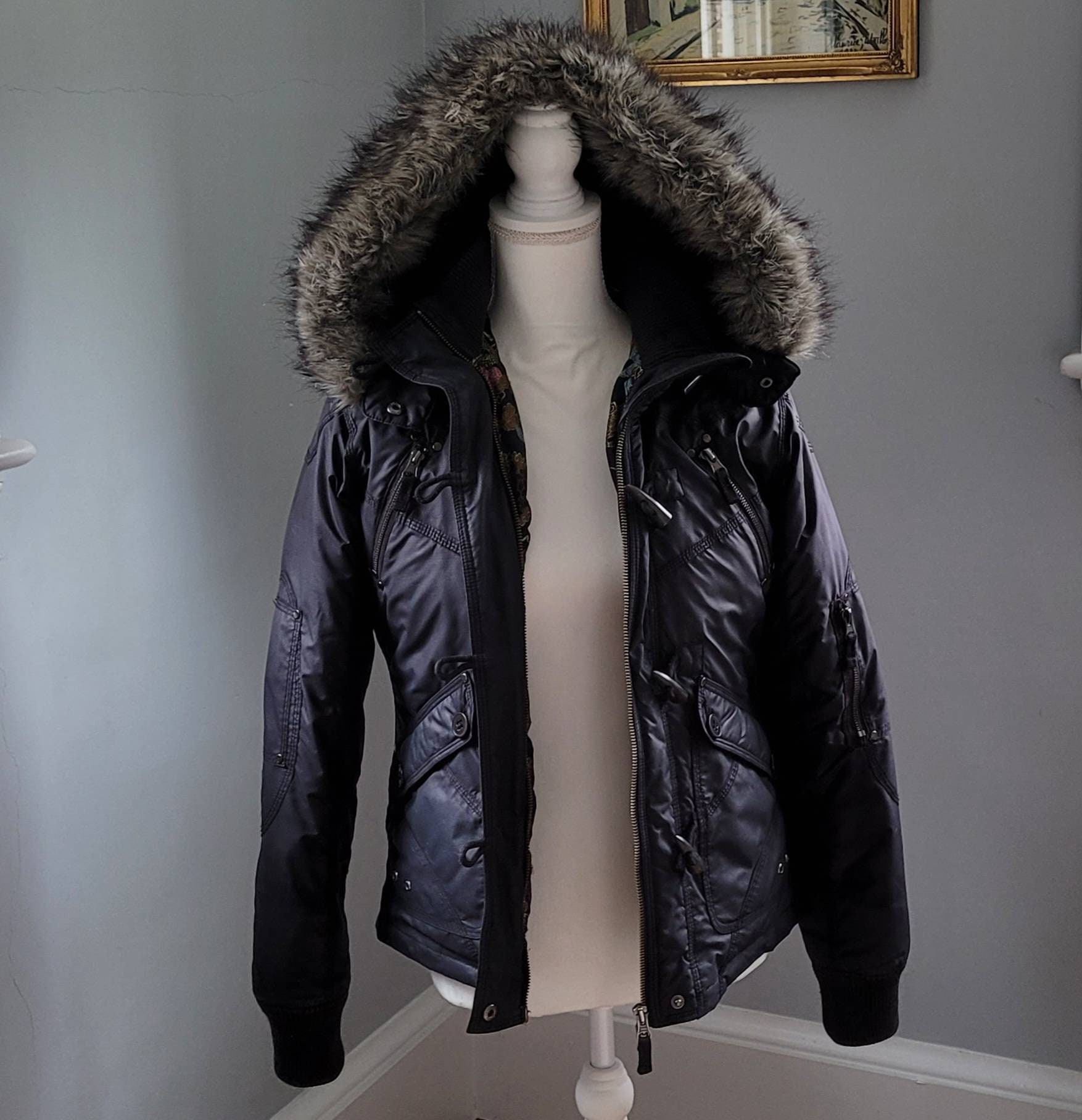 Vintage Y2K Black Down Bomber Jacket ~ 2000s Oversized Faux Vintage Y2K Black Down Bomber Jacket ~ 2000s Oversized Faux