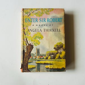 Vintage Book, Enter Sir Robert, First American Edition