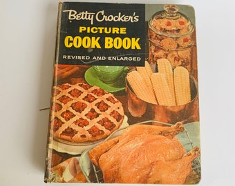 Vintage Betty Crocker's Picture Cook Book Revised and Enlarged Edition