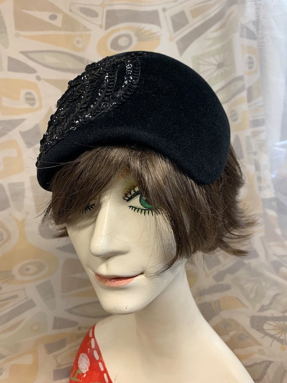 The Wm. H. Block Co. Black Sequin and Felted Velo… - image 1