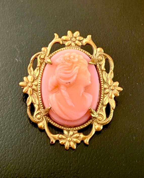 Antique Czech Molded Glass Cameo Brooch