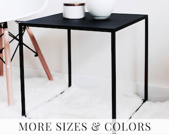Modern Black Cube Side Table: Minimalist Bedside Nightstand