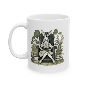 Bücherwurm Kaninchen lesen gestapelte Bücher Keramiktasse - gemütliche Kaffeetasse für Buchliebhaber, Bücherwürmer, Wohnkultur, literarische Geschenke, Muttertag