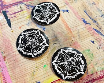 Blocktryck Tudor Rose-klistermärke • Väderbeständig vinyldekal