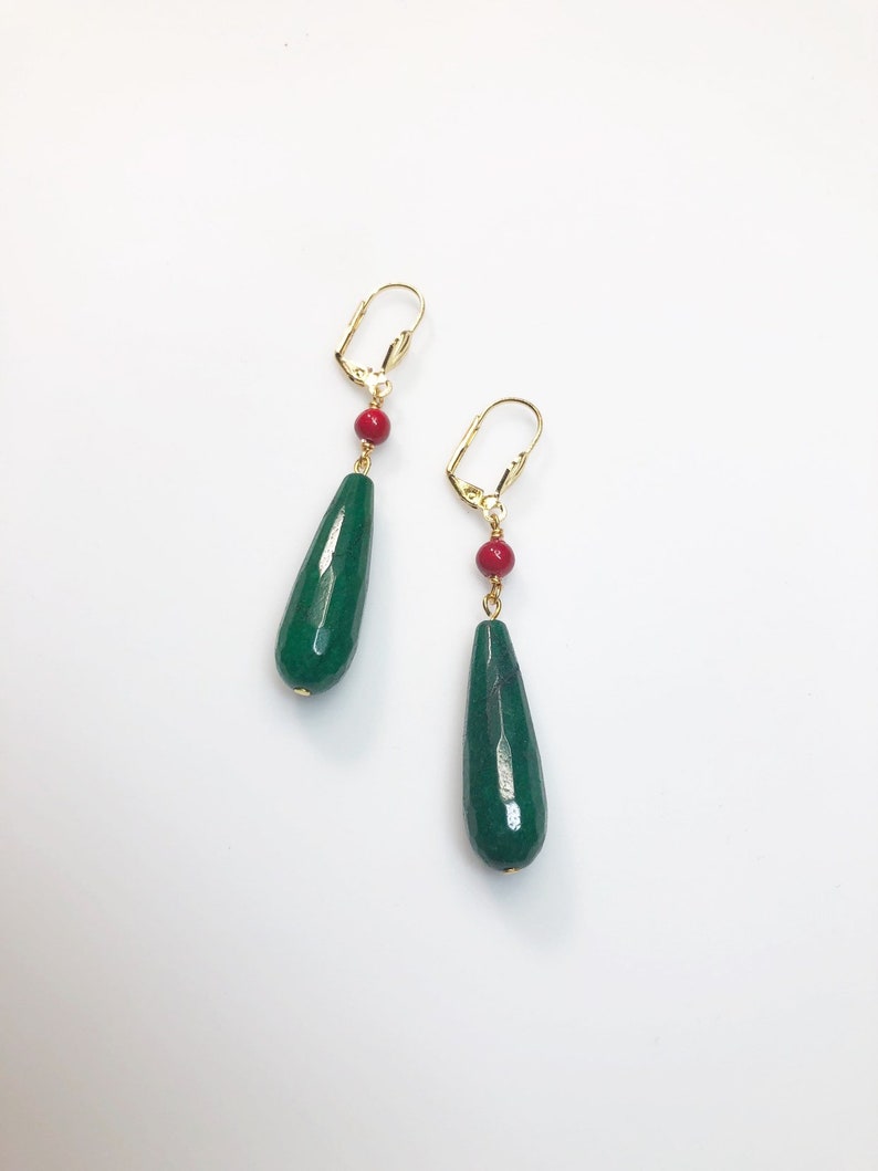 Howl/'s Green Jade /& Red Drop Earrings \u2022 Gold Lever Back Earrings \u2022 Howl/'s Moving Castle Inspired \u2022 Cosplay Earrings \u2022 Studio Ghibli