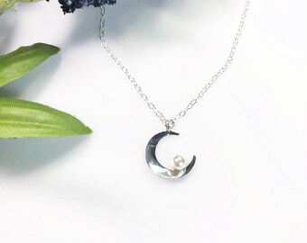 Silver Crescent Moon and Pearl Necklace • Sterling Silver Chain • New Moon Phase • Layering Necklace • Wedding Necklace • Bridal Necklace