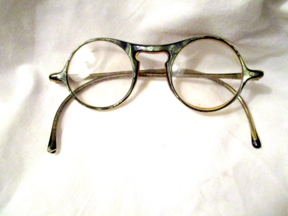 vintage tortoise shell eyeglasses