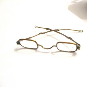 Eyeglasses Spectacles Sliding Extendable Bows Original Case Brass Ben Franklin Style Glasses