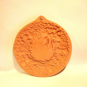 Christmas Wreath Cookie Shortbread Mold by Cotton Press 5.75-inch Diameter Wall Decor