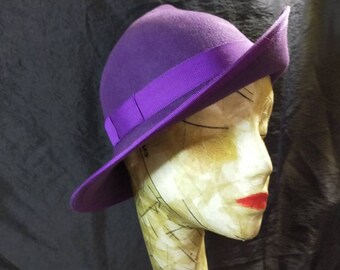 パープルのボーバトンスタイルハット - Etsy 日本
