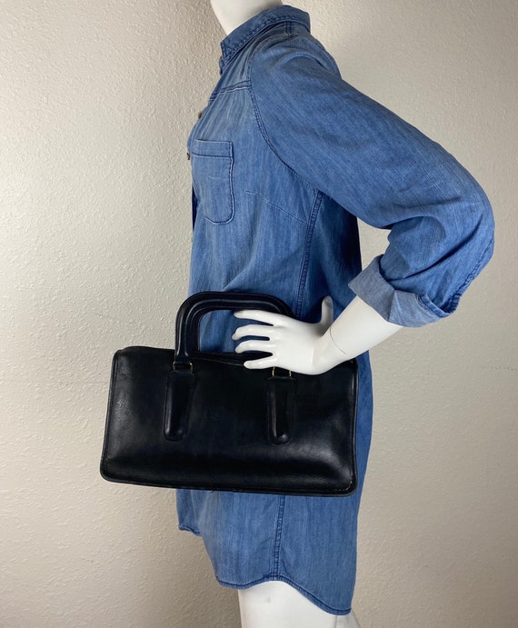 Vintage COACH Slim Satchel Black leather bag Made… - image 1