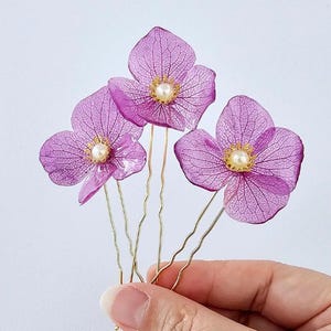Mauve Hydrangea Dried Hair Pin - Hydrangea Flower Hair Clip - Resin Flower Hairpins - Mauve Bridal Headpiece - Wedding Hair Pin - For mom