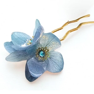 Blue Hydrangea Dried Hairpin - Hydrangea Resin Flower Hair Pin - Eternal Flower hair accessories - Bridal Headpiece - Wedding Hair Pin