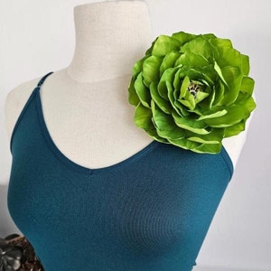 Broche de flor verde lima de gran tamaño para bodas, alfileres florales para el hombro, broche de flor grande para mujer, pinza para el cabello con flor grande, accesorios para atuendos.