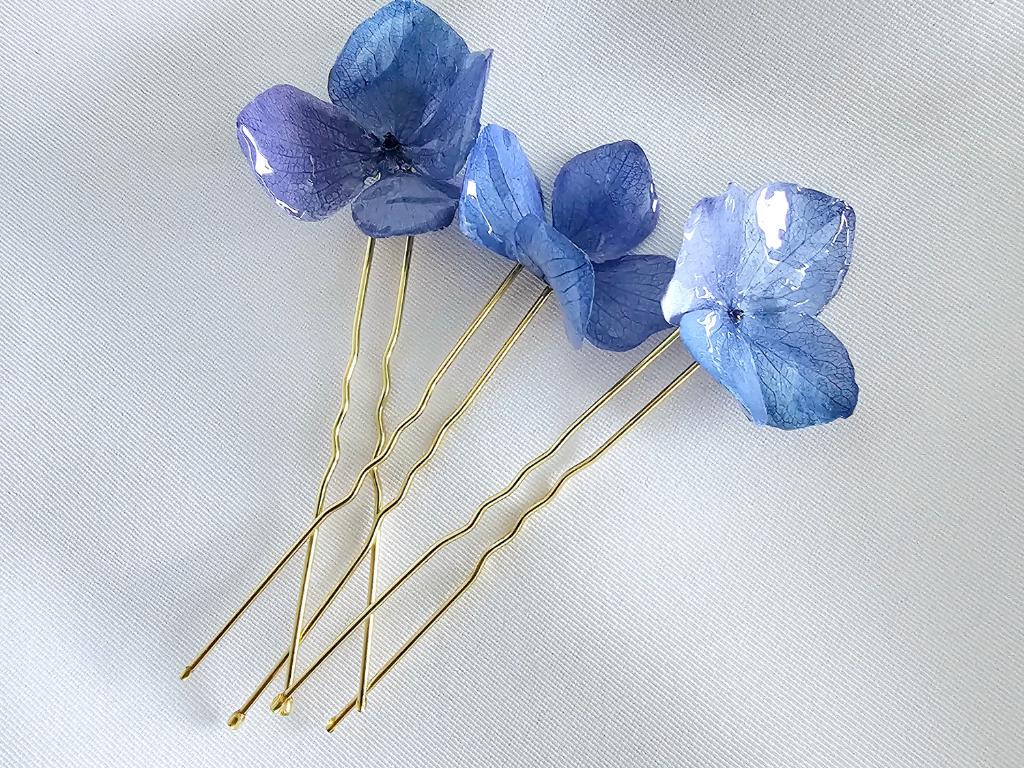 Hydrangea Flower Hairpin - Blue Floral Hairpin - Bridal Headpiece - Bridal Hair Accessories - Resin Hydrangea pin - Jewelry Boho Flower clip