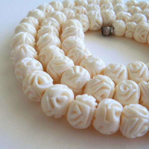 Carved Bone Roses Faux Ivory Beaded Necklace