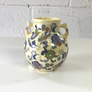 Vintage Czechoslovakia Petite Ceramic Vase