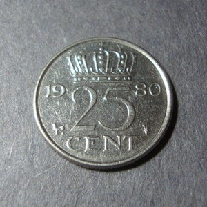 1980 Netherlands 25 Cent Coin - Nederlanden - Crown - Nice Design - Vintage World Coin - FREE U.S. Shipping, 1.25 Int&#39;l Shipping