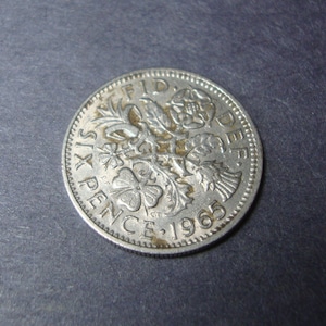 1965 Gran Bretaña Moneda de seis peniques - Reino Unido - 6 peniques - Reina Isabel II -Boda, amuleto de buena suerte - 1.25 Envío internacional