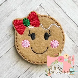TLS Feltie Gingerbread Head With Bow Embroidery Design