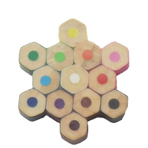 étoile/broche coeur/crayons de couleur recyclés/accessoire de style géométrique/hexagones, points et motifs en nid d'abeille/artisanat contemporain image 5
