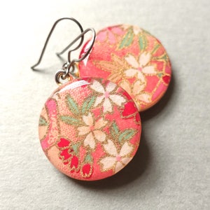 Sakura earrings, Cherry Blossom Earrings, Japanese Paper Jewelry, Chiyogami jewelry, Flower Earrings, Flower Jewelry, Paper Earrings