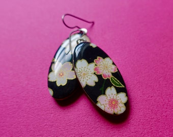 Sakura earrings, sakura jewelry, cherry blossom earrings, cherry blossom jewelry, lightweight earrings, Japanese paper earrings, chiyogami