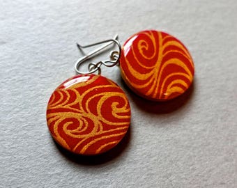 Red earrings, gold earrings, elegant earrings, lightweight earrings, Japanese paper earrings, chiyogami earrings, washi earrings, paper