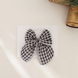 Large Fable Bow, Christmas Bow, Serged Bow, Sailor Hair Bow, Baby Hair Bow, Neutral Baby Hair Bow, Spring Bow, Gauze Bow, Hair Clip, Hair Bo