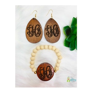 Monogrammed Wooden Earrings and Bracelet, Personalized Jewelry Gift Set, Beaded Bracelet, Teardrop Earrings, Gift For Women, Laser Engraved