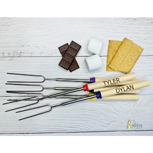 Custom Engraved Marshmallow Sticks, Personalized Roasting Fork, 32&quot; Skewers for S&#39;mores, Hot Dogs, Camping, Campfire, Fire Pit, Telescoping