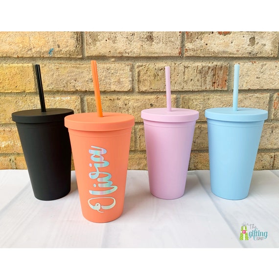 16 oz Acrylic Double Walled Tumblers With lids And Straws, Great for Hot  and Cold Drinks, White - Lot of 8