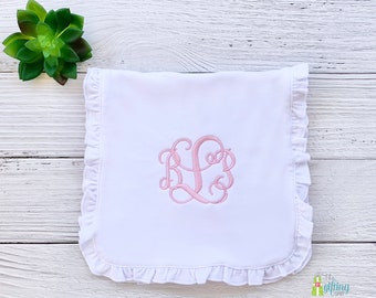 Monogrammed White Ruffle Burp Cloth, Personalized Baby Burp Cloth, Girl Baby Gift, Baby Shower Gift, Custom Burp Cloth, Baby Feeding Gift