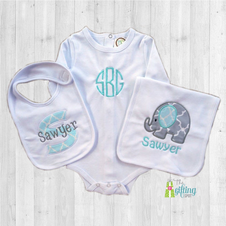 Monogram Bodysuit Appliqu\u00e9 Bib and Burp Cloth Burp Cloth /& Bodysuit Personalized Bib Monogrammed Baby Boy Gift Set Baby Shower Gift