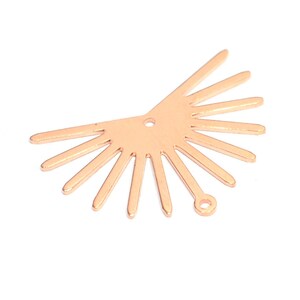 Copper Sun Charm , Sun Charms with 1 Loop   , 0.8x21x30 mm , Earring Findings  MC335