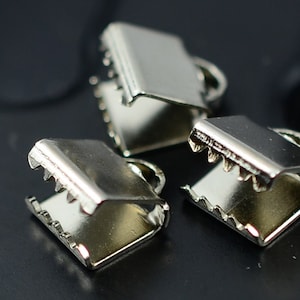 30 Pcs Silver Tone 6 x7  mm Ribbon Clamps ,Clasp , Findings