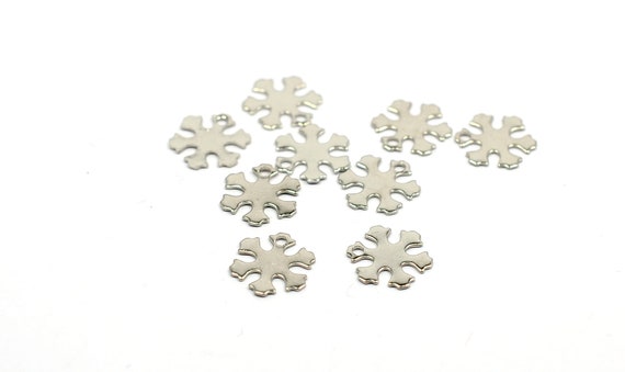 50 Pcs. Silver Color Snowflake Very Small 9 mm Charms | Etsy
