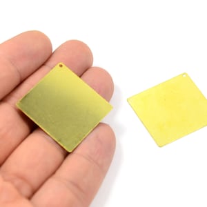 Brass Square Blanks , Raw Brass Square Geometric 1 Hole  Blanks , 0.50x30x30 mm Tag , Jewelry Supplies  H0075