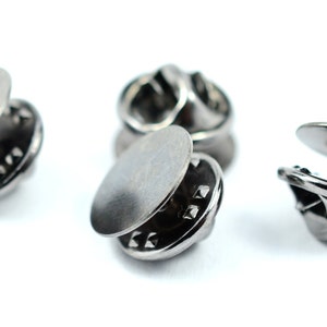 120 Stück Gunmetal 12 mm Pad (15/32&quot;) Tie Tack Rohlinge Fundstücke, Clutch Pin Brosche