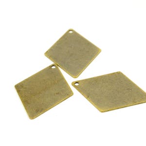 10 Pcs. Antique Brass Rhombus 25x33 Geometric 1 Hole Blanks   AB273