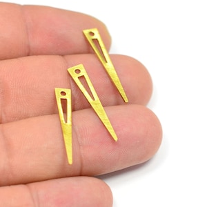 Brass Triangle Charms  ,Textured Triangle Charms With 1 Hole  , 0.8x4x26 mm ,Findings  MT395
