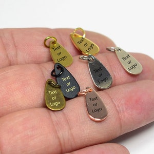 Laser Engraved Custom Tag , Brand Jewelry Charms  , Drop Logo Charms , 0.8x7.5x13 mm  , Jewelry Tag    L14