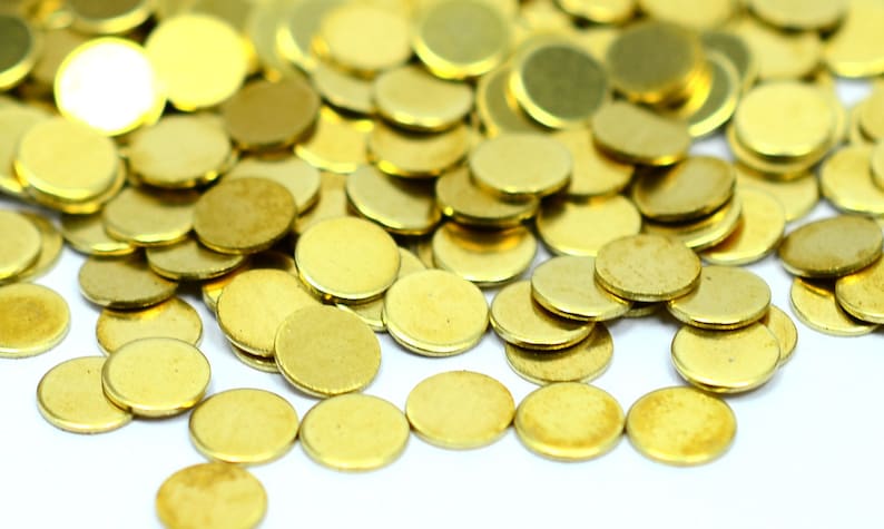0.45 mm - 25 Gauge 300 Pieces Raw Brass 4.5 mm Round No Hole Disc Findings