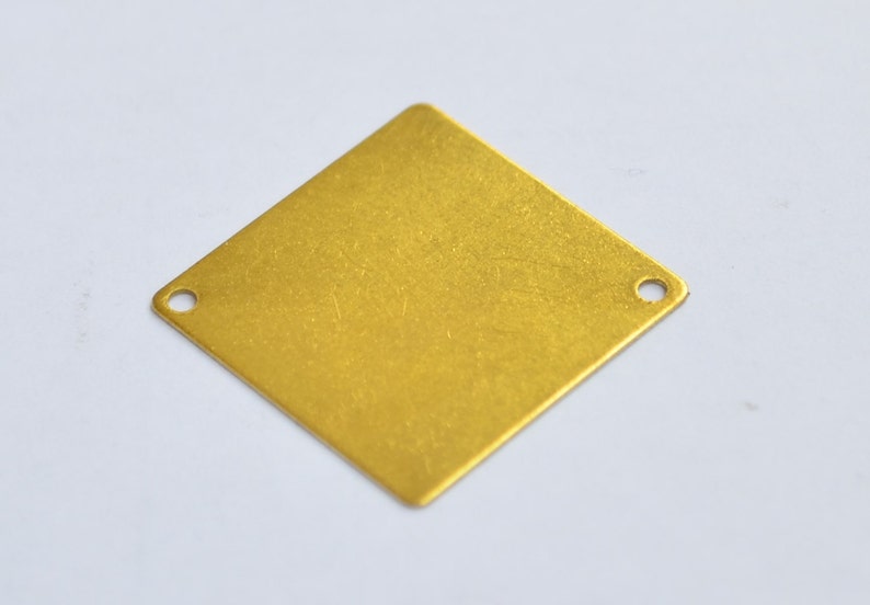 30 Pieces Raw Brass x Mm Square 2 Hole Stamping Findings Jewelry Beauty Delage Com Br 30 Pieces Raw Brass x Mm Square 2 Hole Stamping Findings Jewelry Beauty Delage Com Br