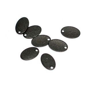 Black Oval Charms Findings  , 0.8x7x11  mm   Black Painted Oval 1 Hole Charms , Charms    BL135